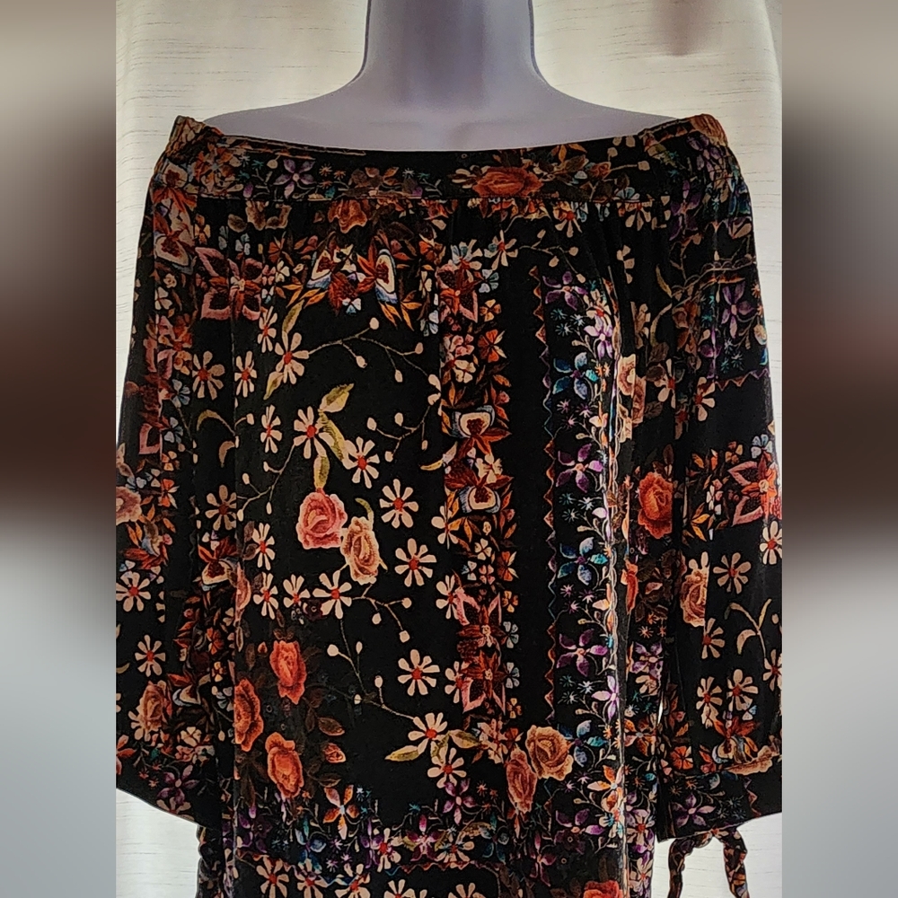Daniel Rainn Floral Blouse
